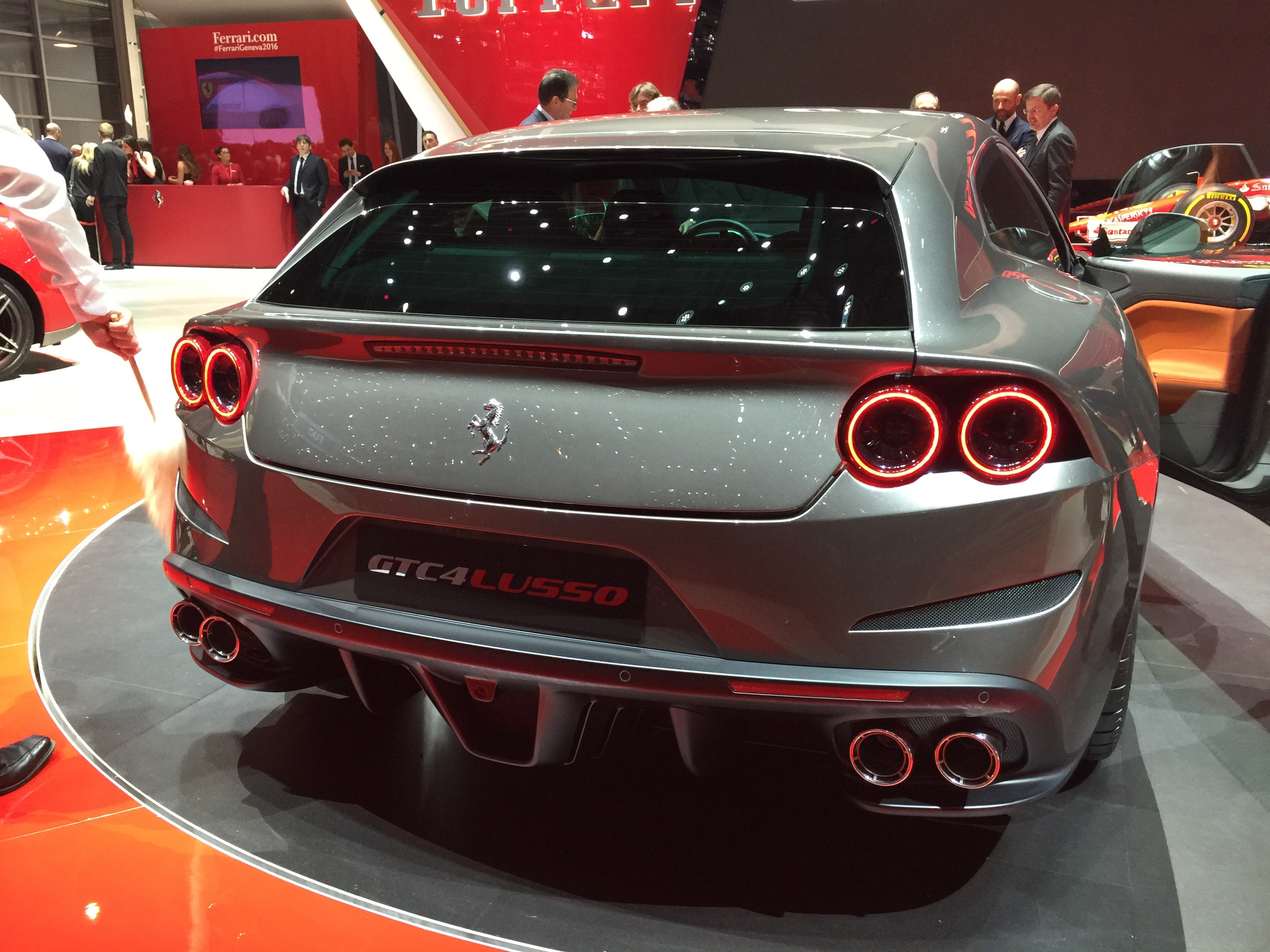 Ferrari GTC4lusso mod photo