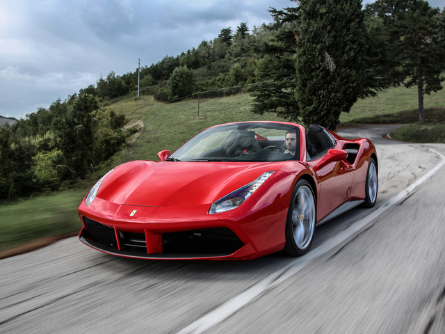 Ferrari 488 Spider auto show