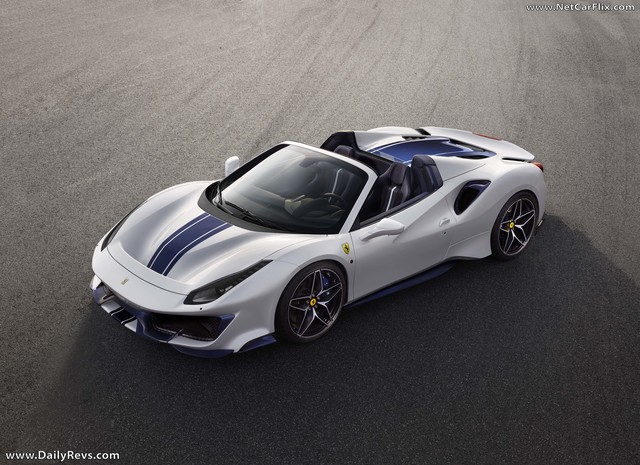 Ferrari 488 Spider modern photo