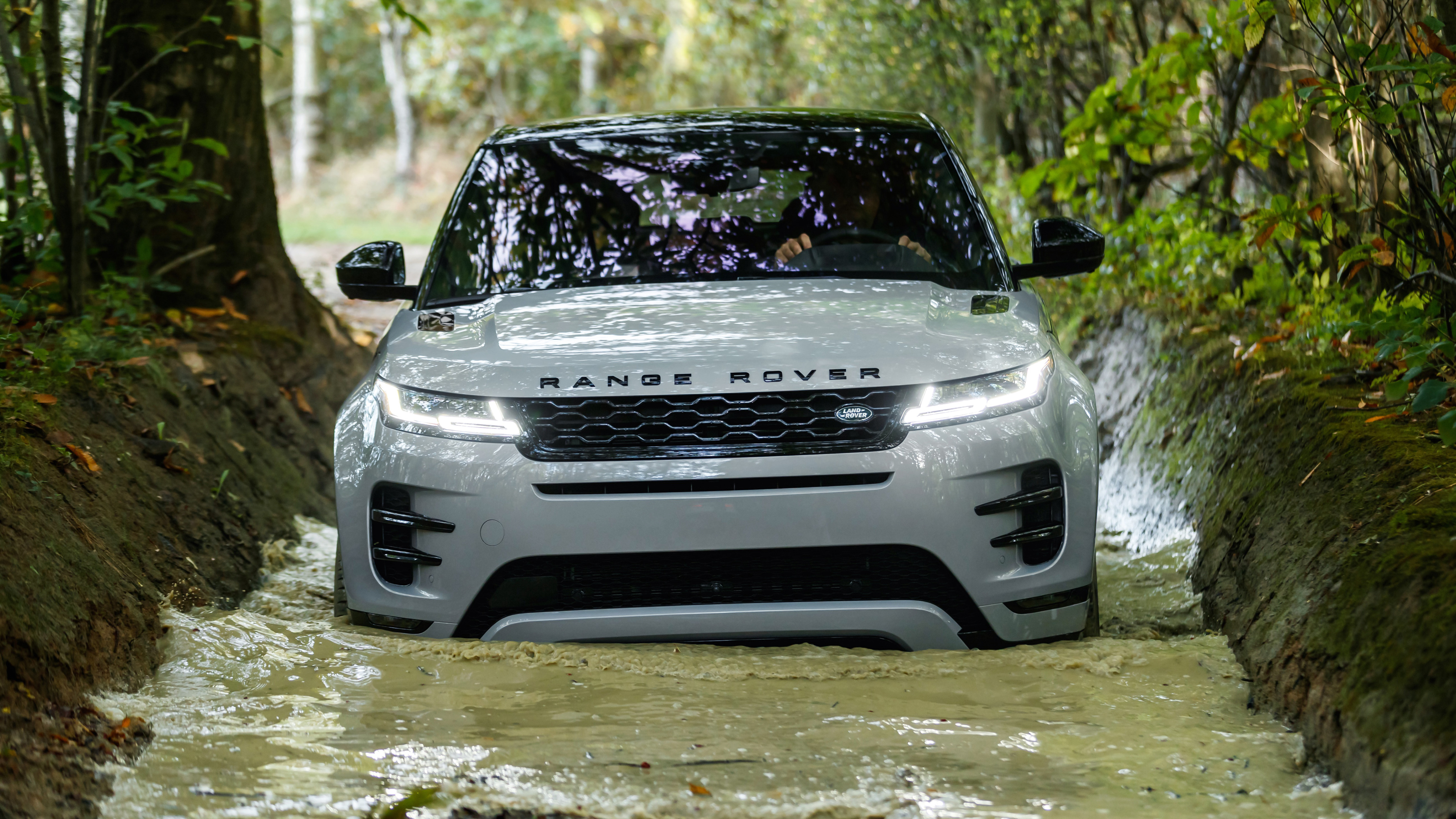 Land Rover Range Rover Evoque 4k big