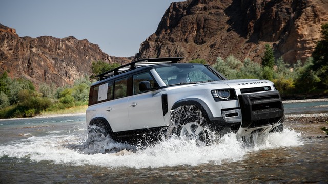 Land Rover Defender 110 best photo