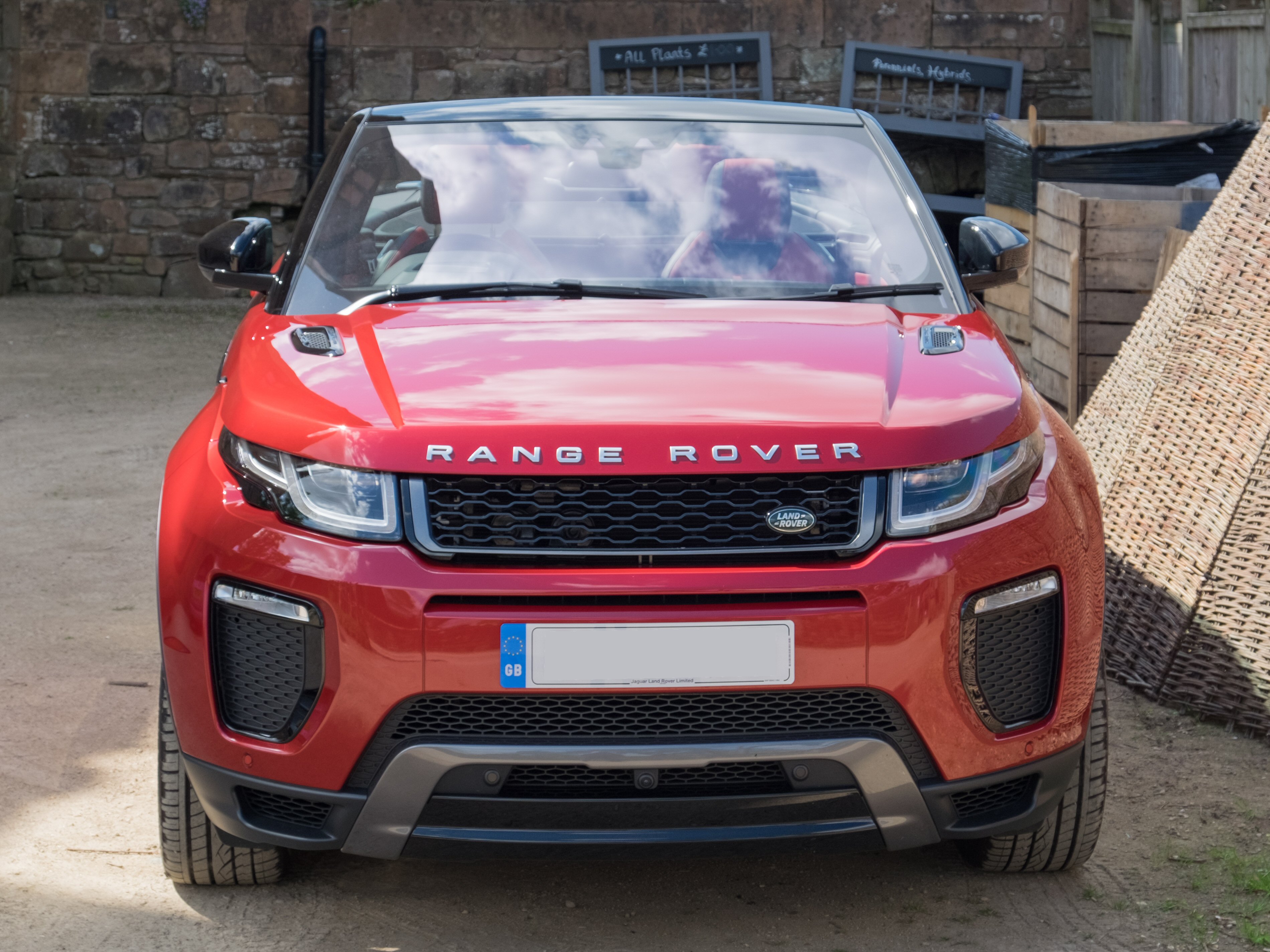 Land Rover Range Rover Evoque Convertible reviews photo