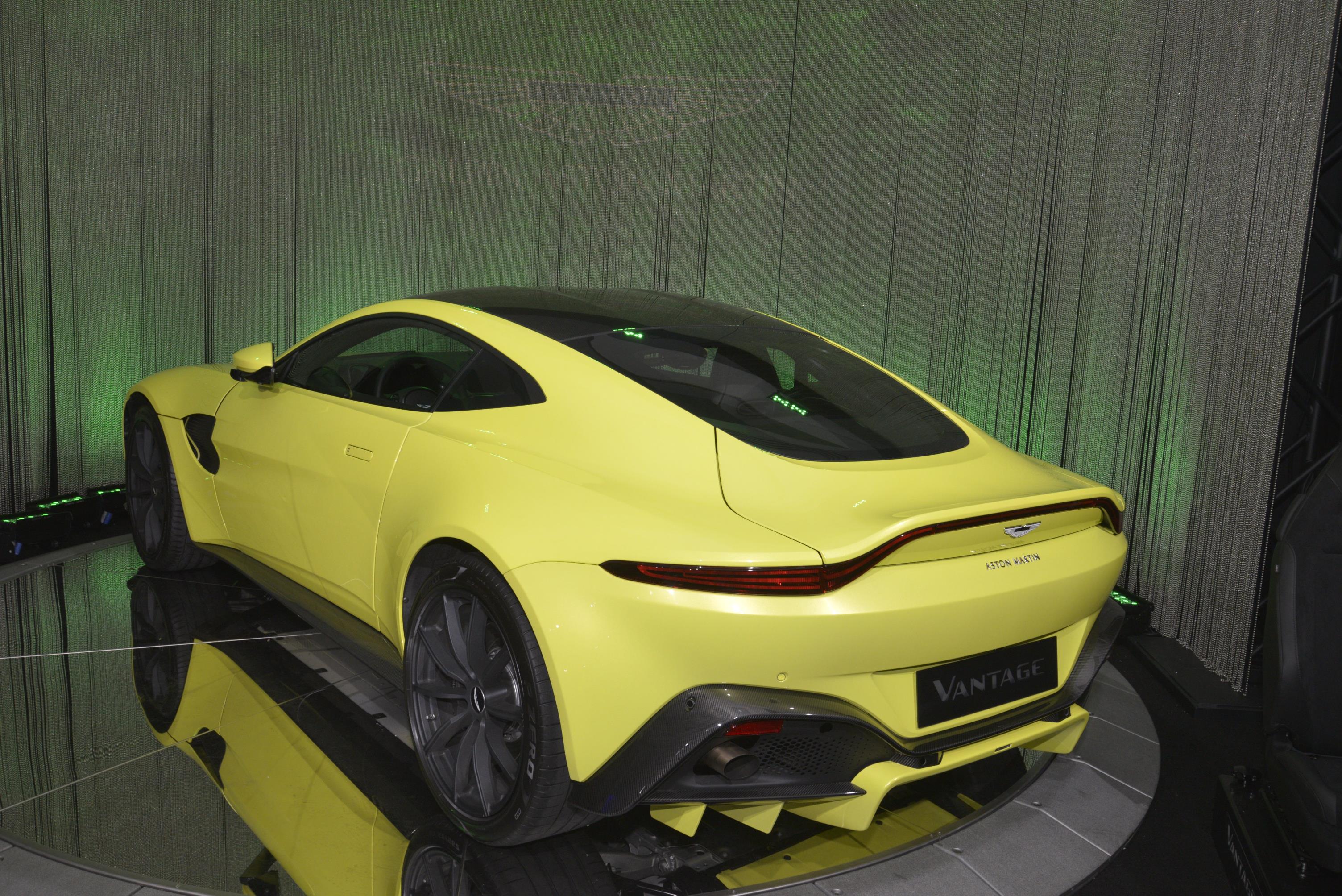 Aston Martin Vantage mod specifications