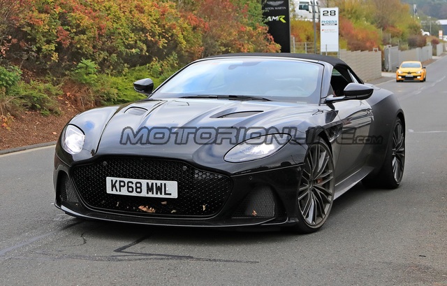 Aston Martin DBS Superleggera 4k specifications