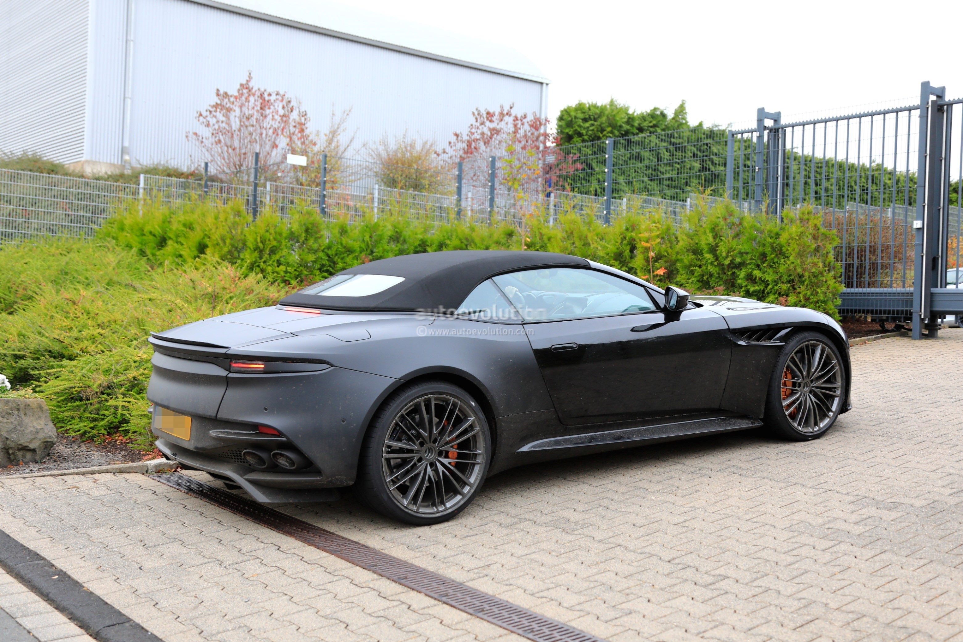 Aston Martin DBS Superleggera mod big
