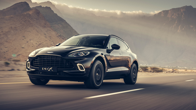 Aston Martin DBX suv photo