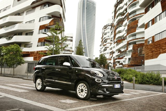 Fiat 500L best specifications Fiat 500L exterior specifications