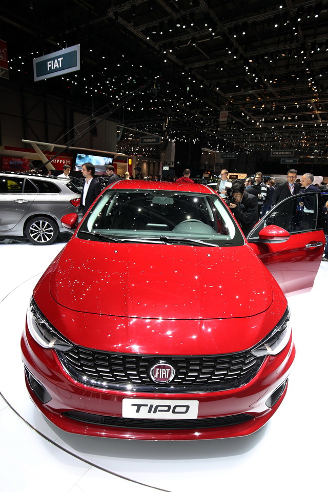 Fiat Tipo Hatchback 4k photo Fiat Tipo Hatchback exterior specifications