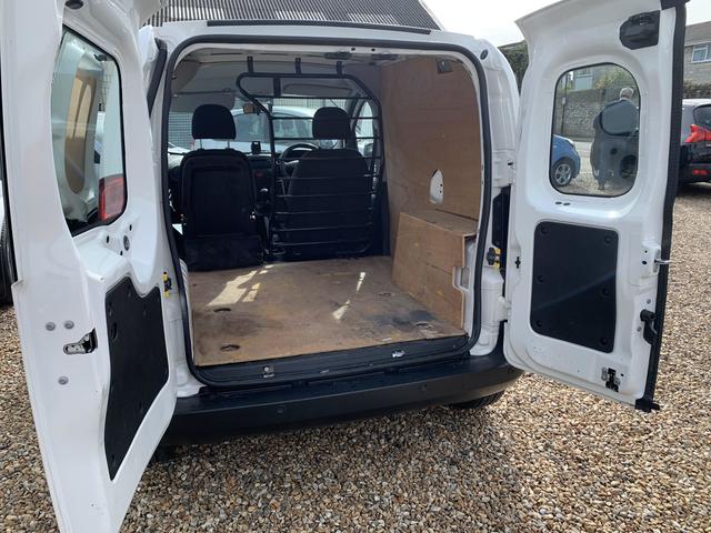 Fiat Fiorino Cargo best model Fiat Fiorino Cargo reviews specifications
