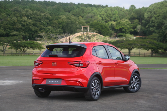 Fiat Argo hd specifications Fiat Argo interior big