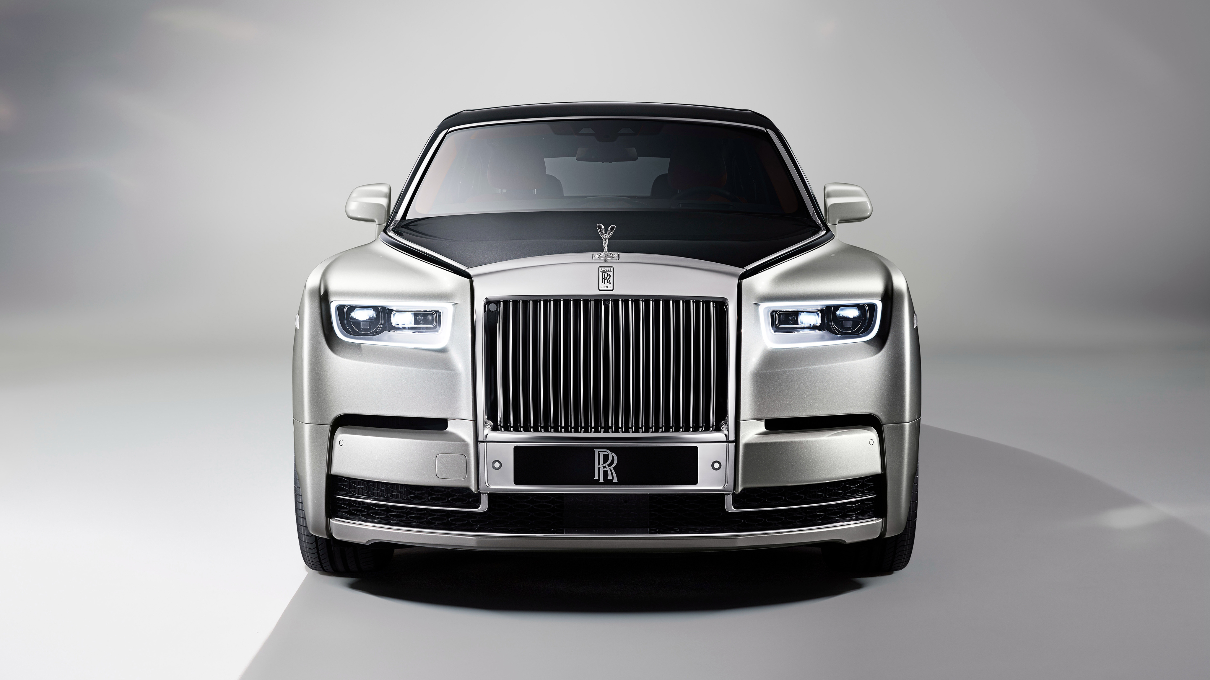 Rolls-Royce Wraith reviews model