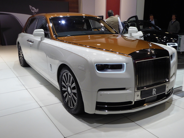 Rolls-Royce Ghost accessories 2014 Rolls-Royce Ghost modern restyling