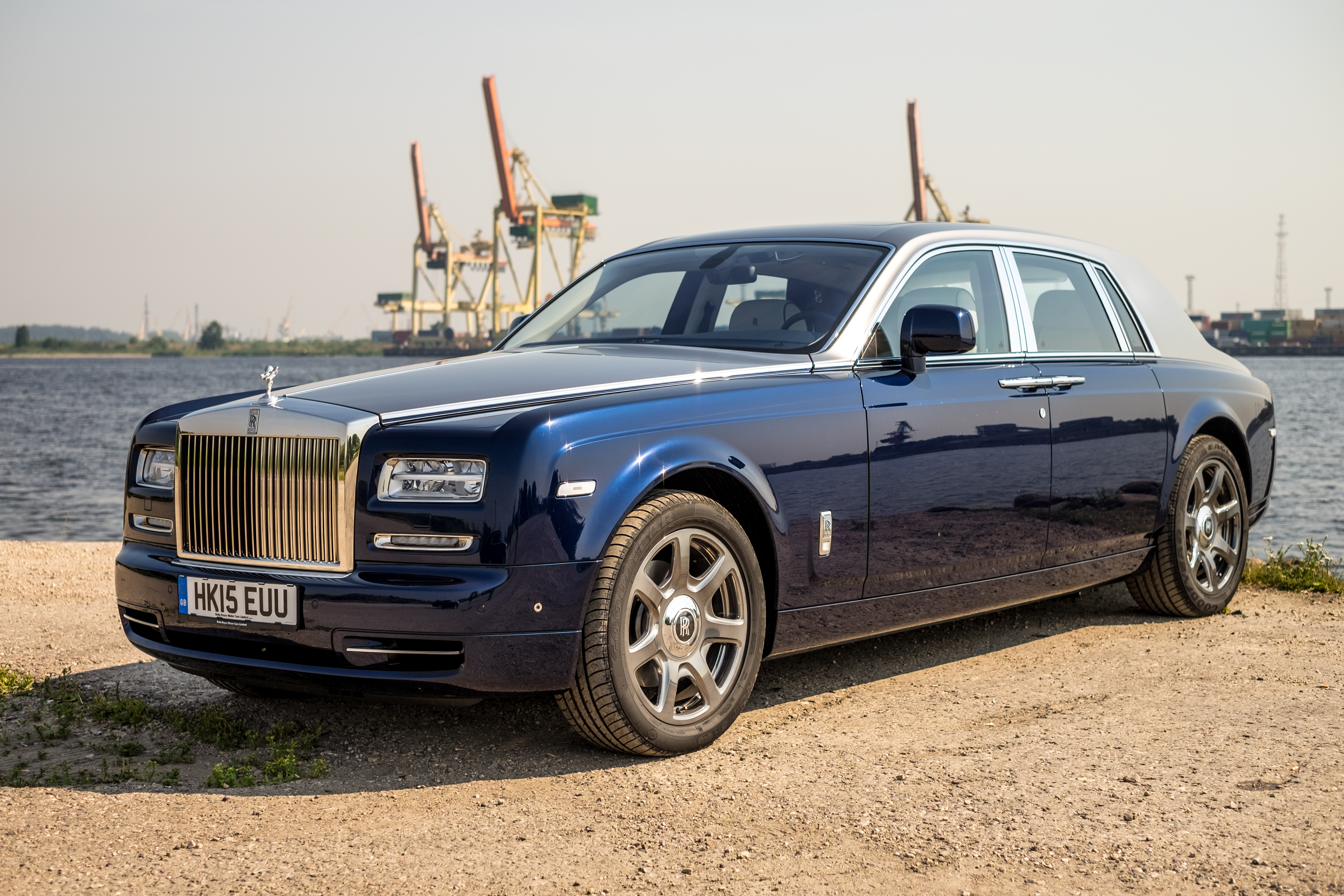 Rolls-Royce Ghost reviews restyling