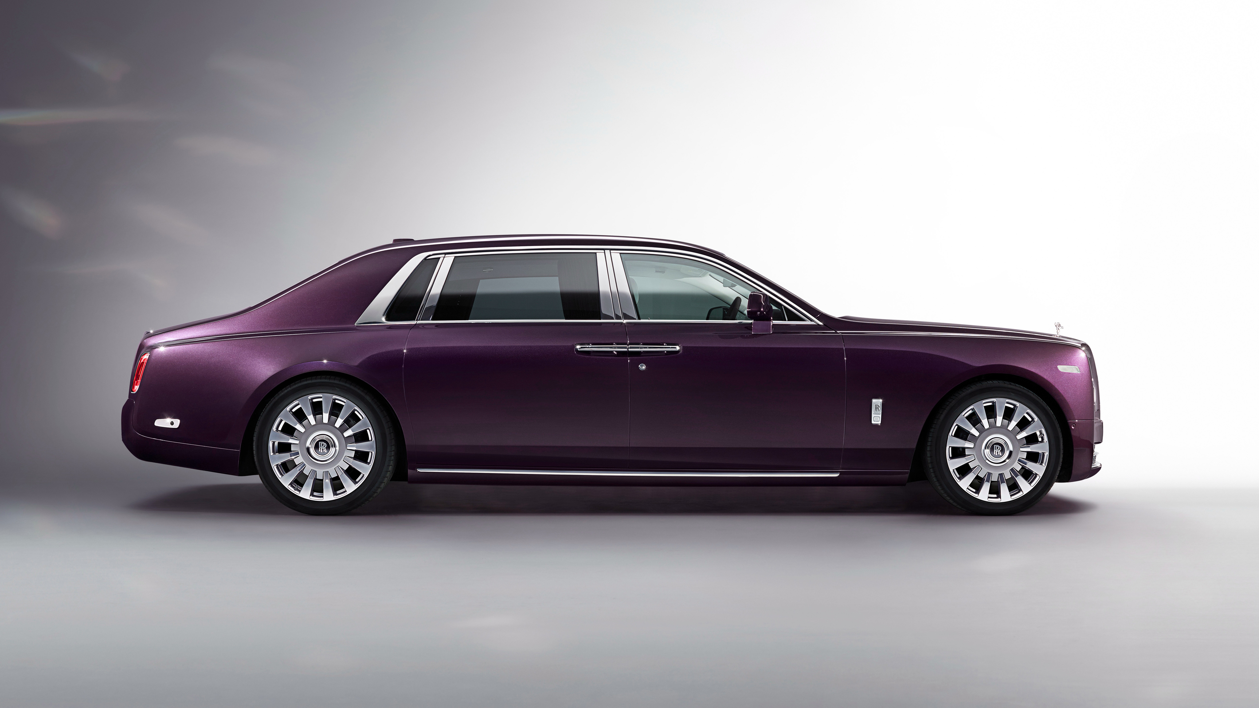 Rolls-Royce Phantom hd restyling