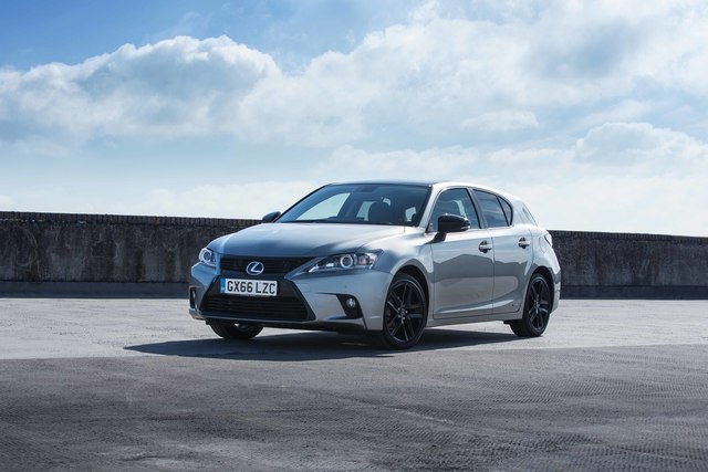 Lexus CT 200h reviews 2017