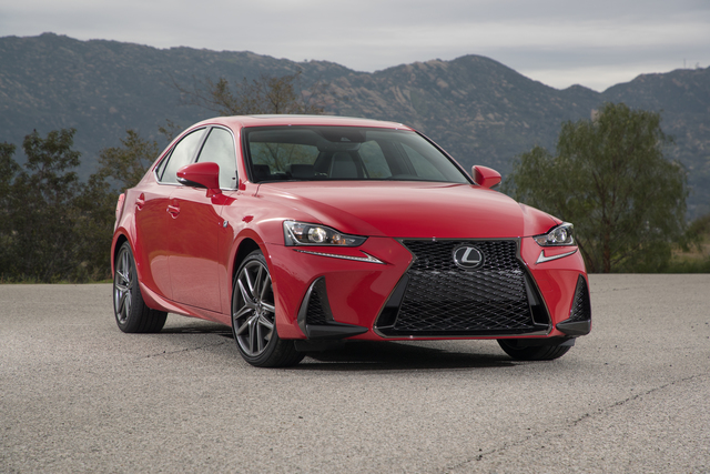 Lexus IS 200t Photos and Specs. Photo: Lexus IS 200t hd big and 23 ...