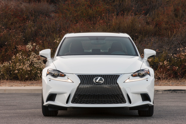 Lexus IS 200t mod specifications