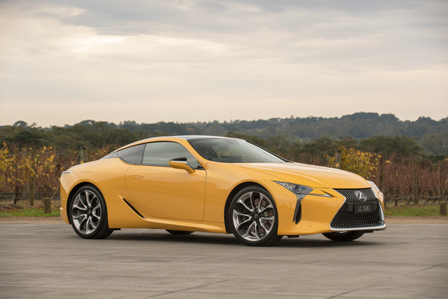 Lexus LC 500h auto show