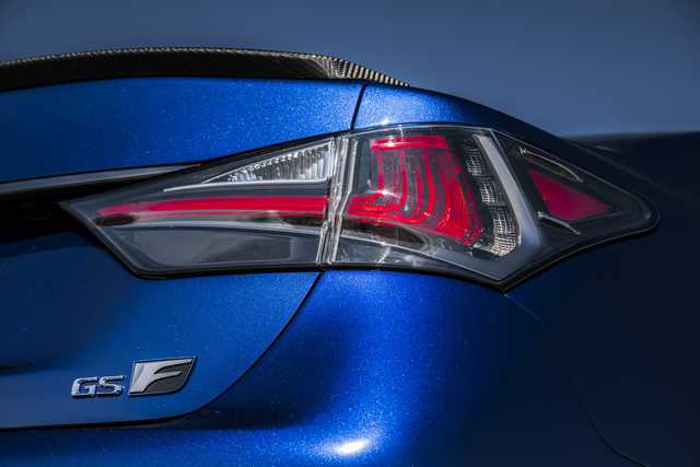 Lexus GS F exterior model