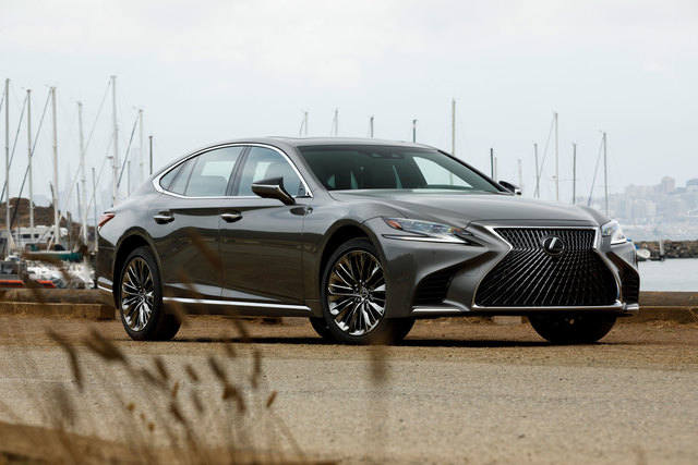 Lexus LS 500 Photos and Specs. Photo: Lexus LS 500 exterior 2017 and 17 ...