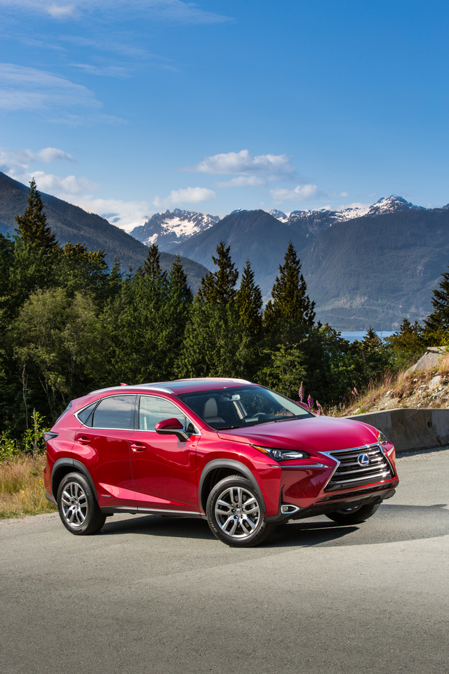 Lexus NX 300h hd specifications