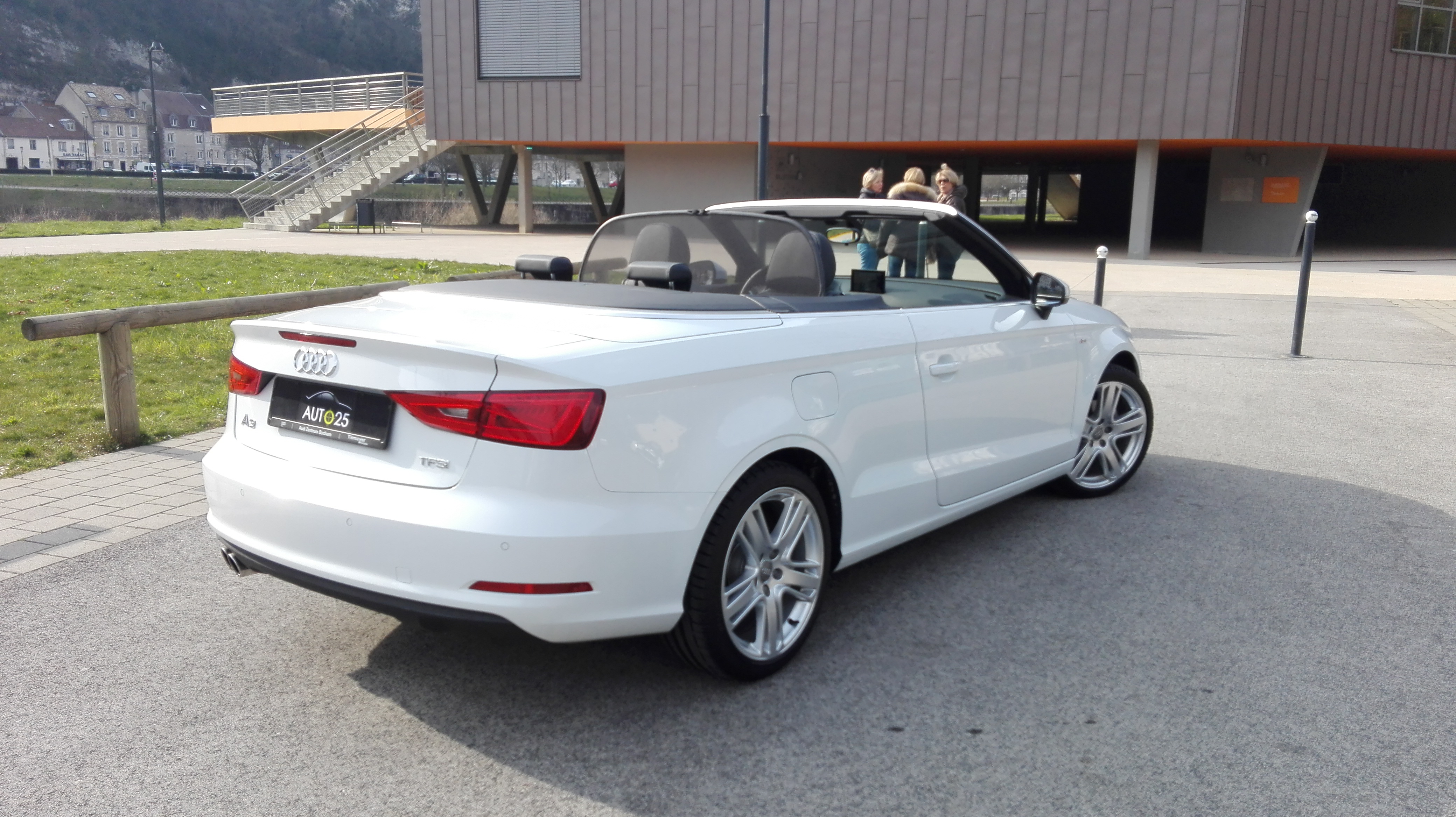 Audi A3 Cabriolet hd specifications