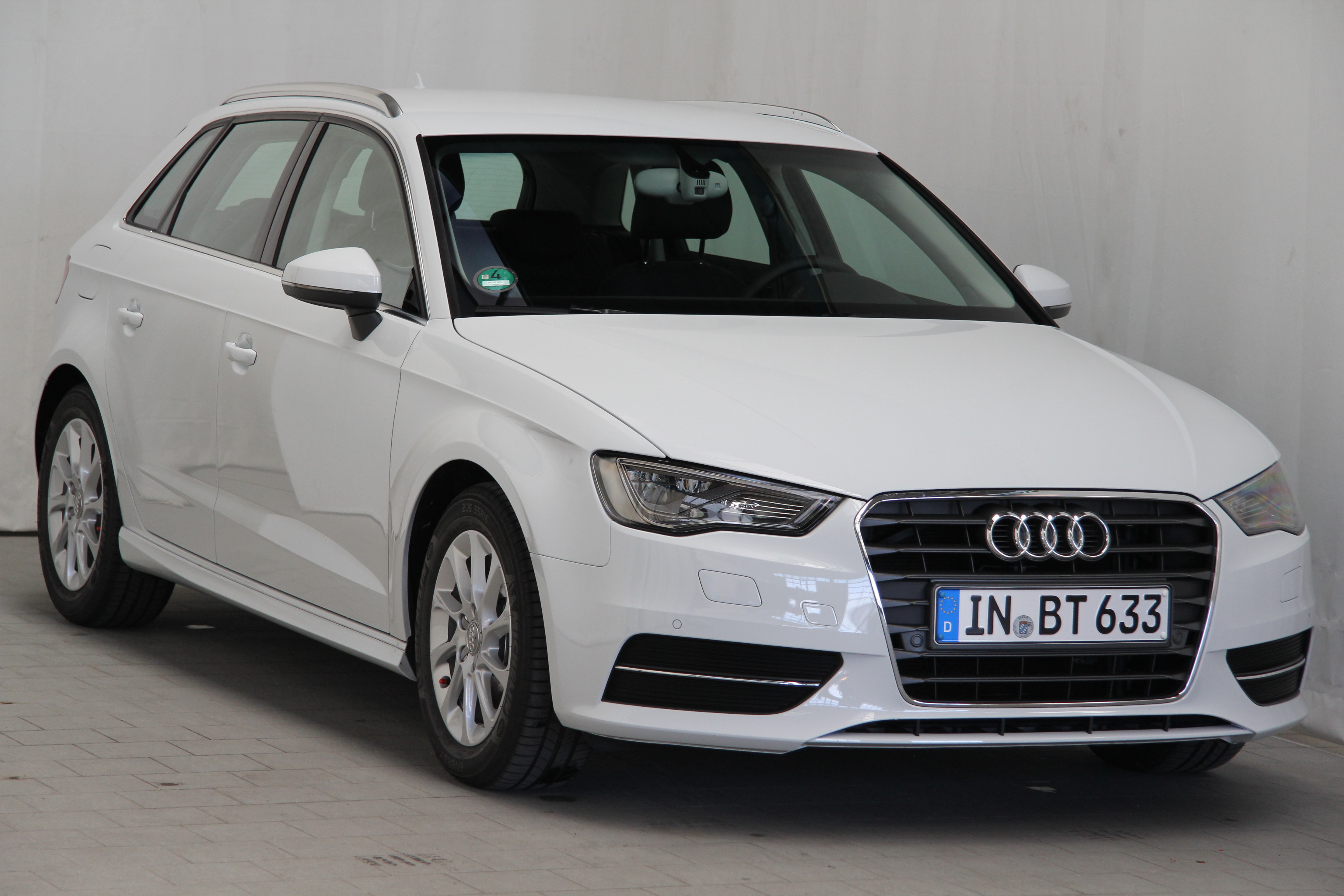 Audi A3 Sportback g-tron interior specifications