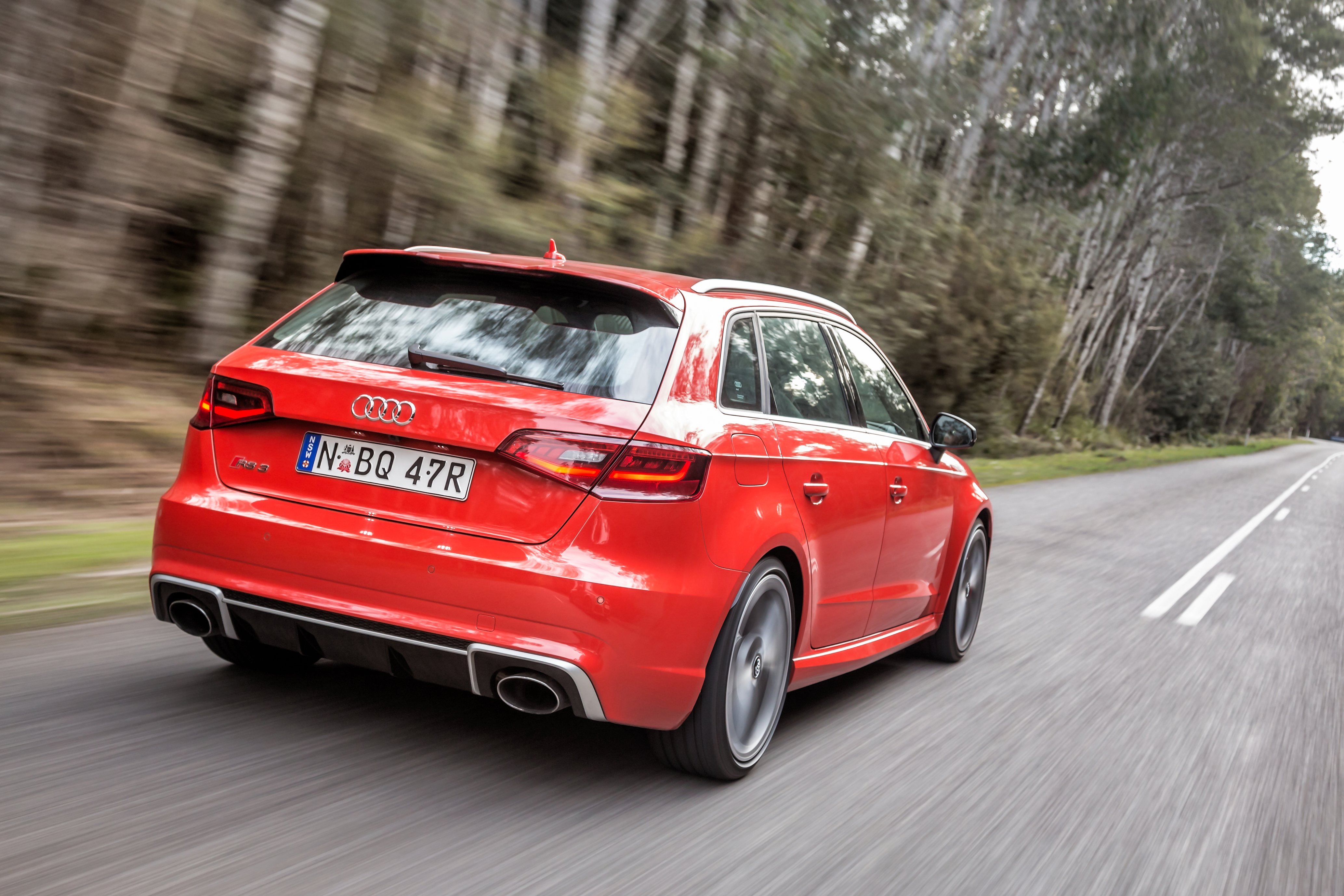 Audi RS 3 Sportback reviews specifications