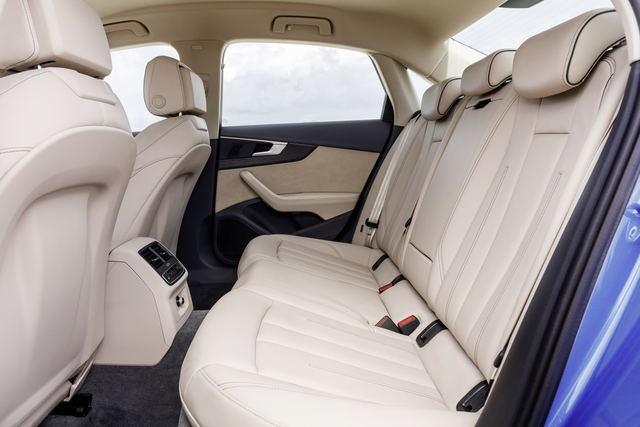 Audi A4 sedan photo Audi A4 exterior restyling