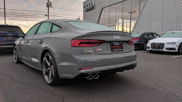 Audi S4 hd 2019