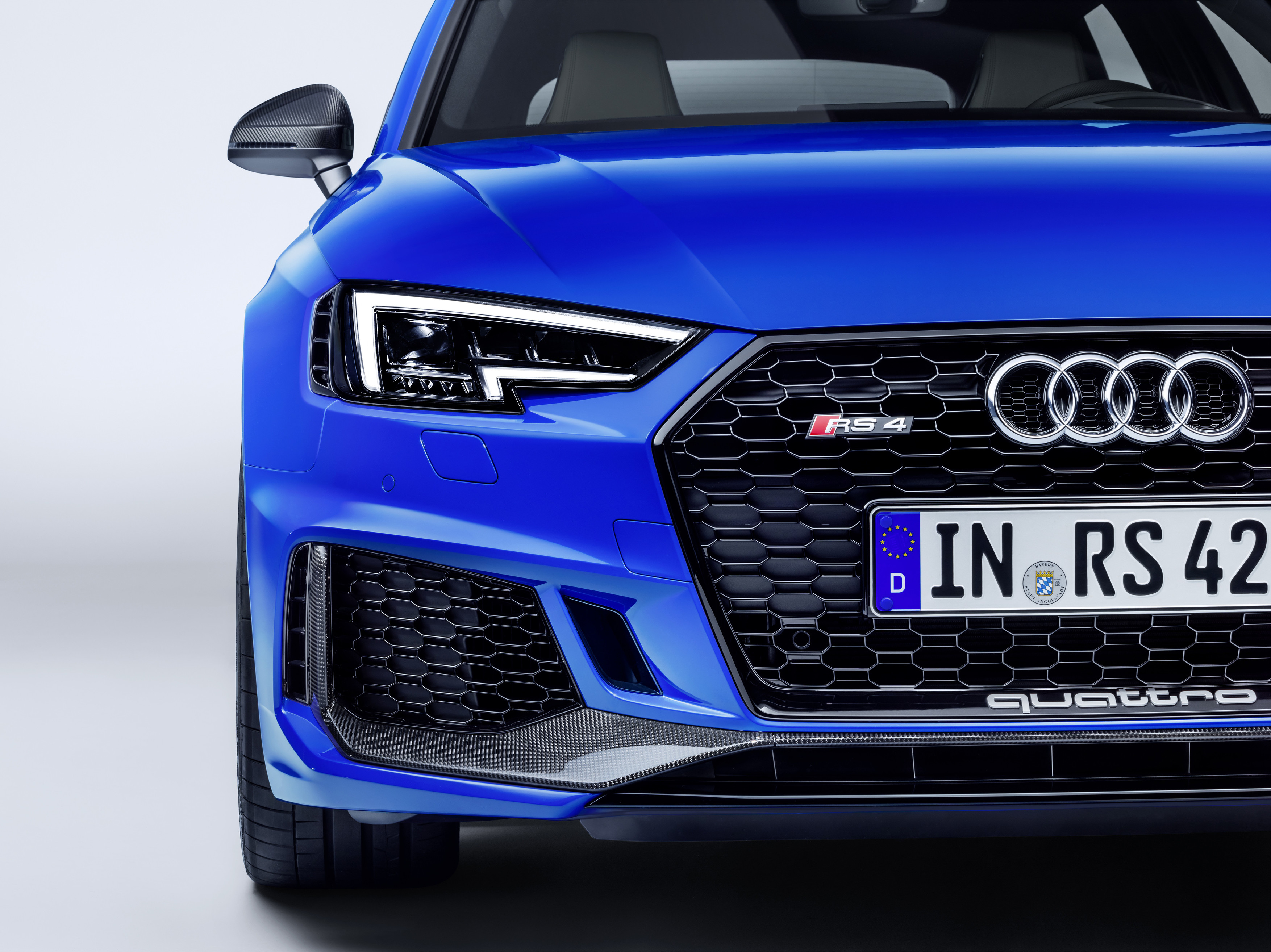 Audi RS 4 Avant reviews specifications
