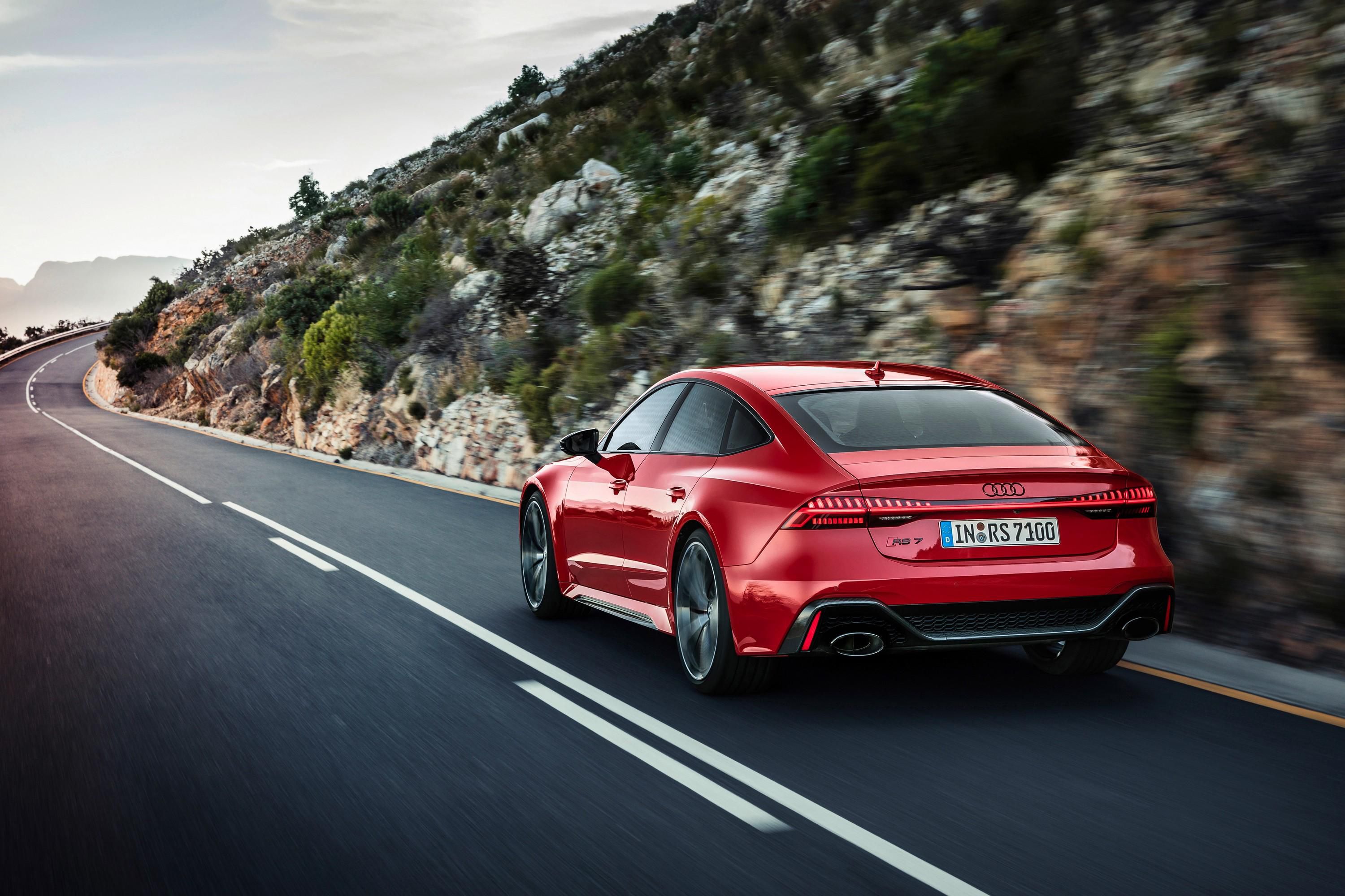 Audi RS 5 Sportback accessories specifications