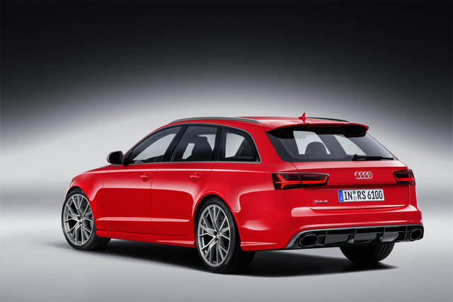 Audi RS 6 Avant exterior photo