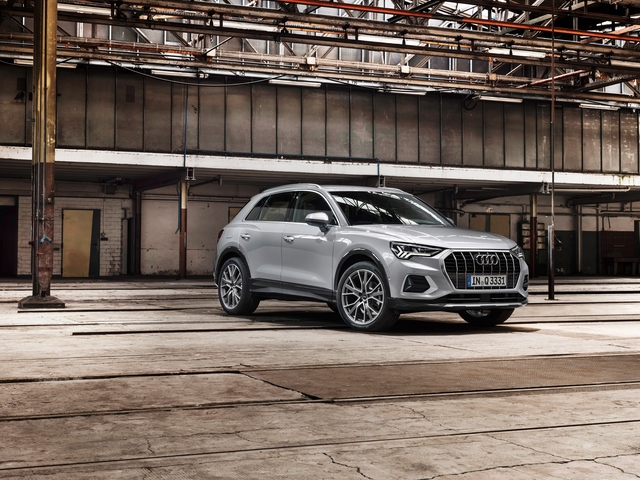 Audi Q3 interior 2018 Audi Q3 reviews model