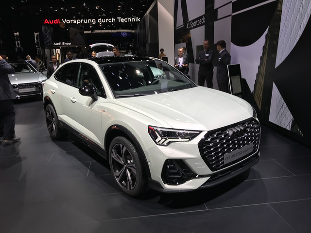 Audi Q3 Sportback reviews big Audi Q3 Sportback interior photo