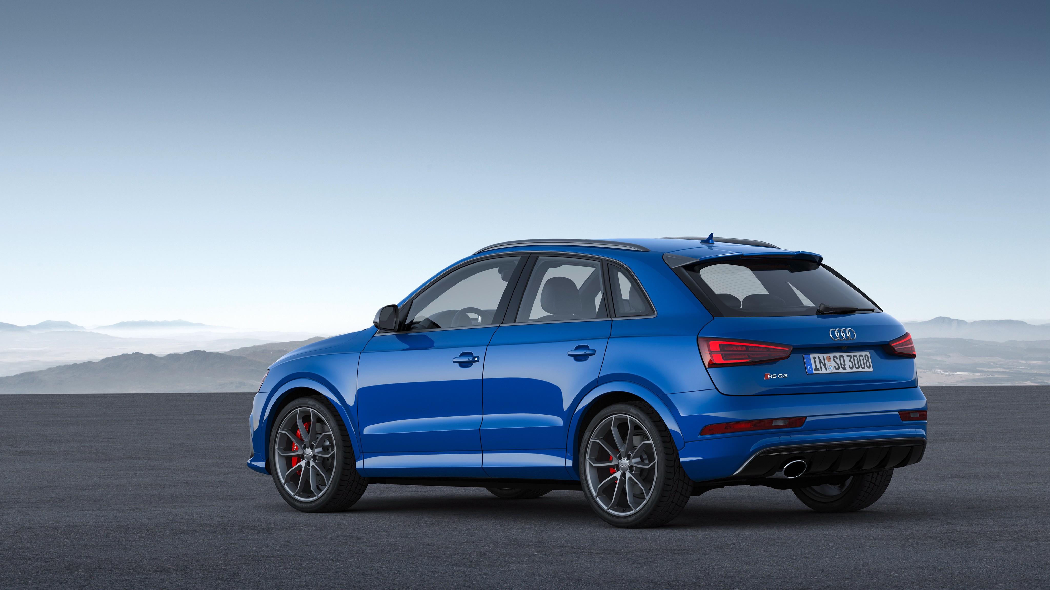Audi RS Q3 suv specifications