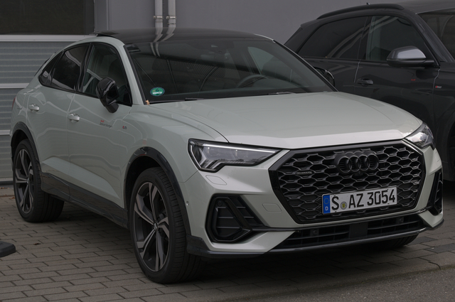 Audi RS Q3 Sportback reviews restyling