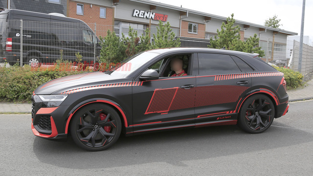 Audi RS Q8 modern specifications