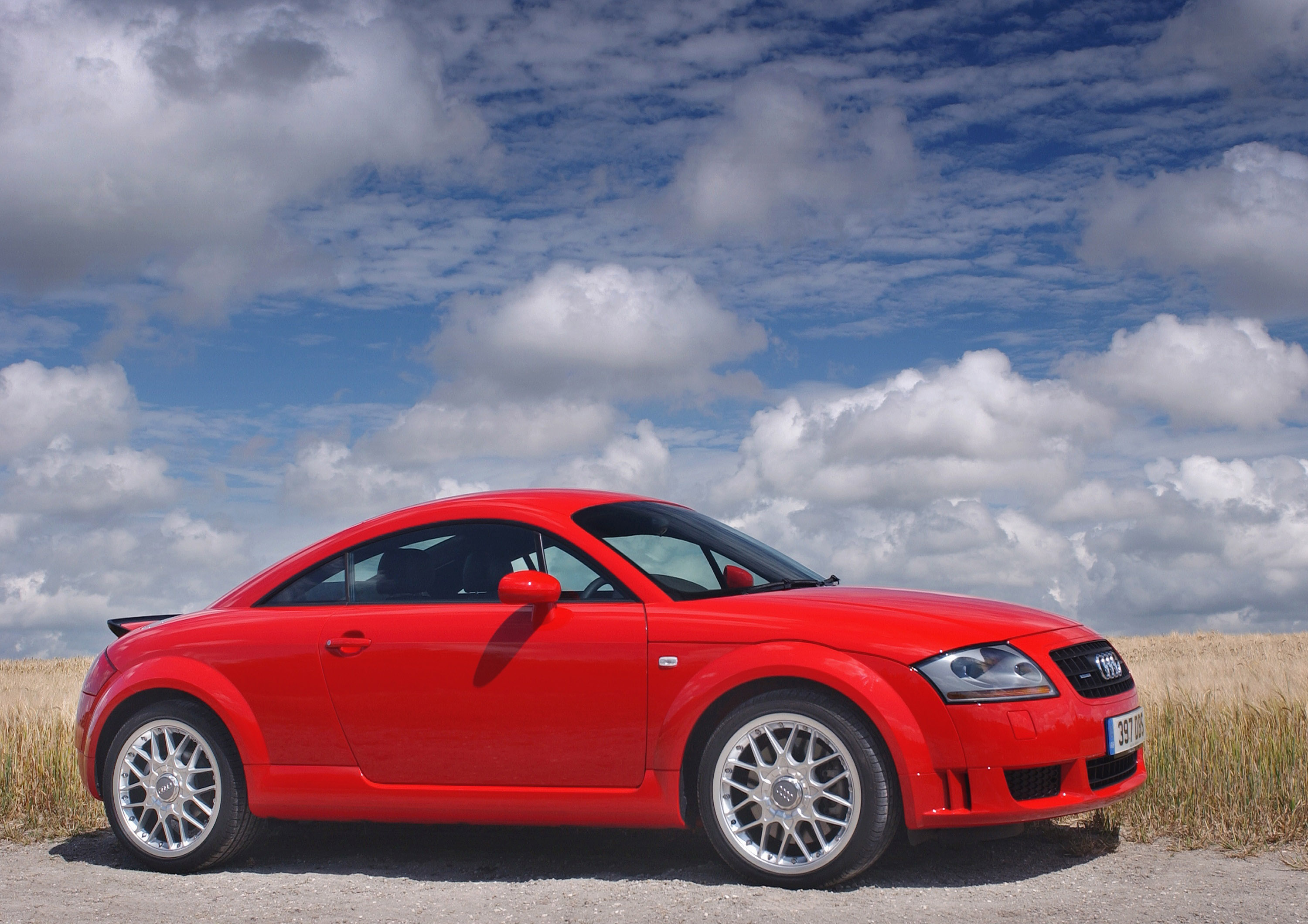 Audi TTS Coupe accessories specifications
