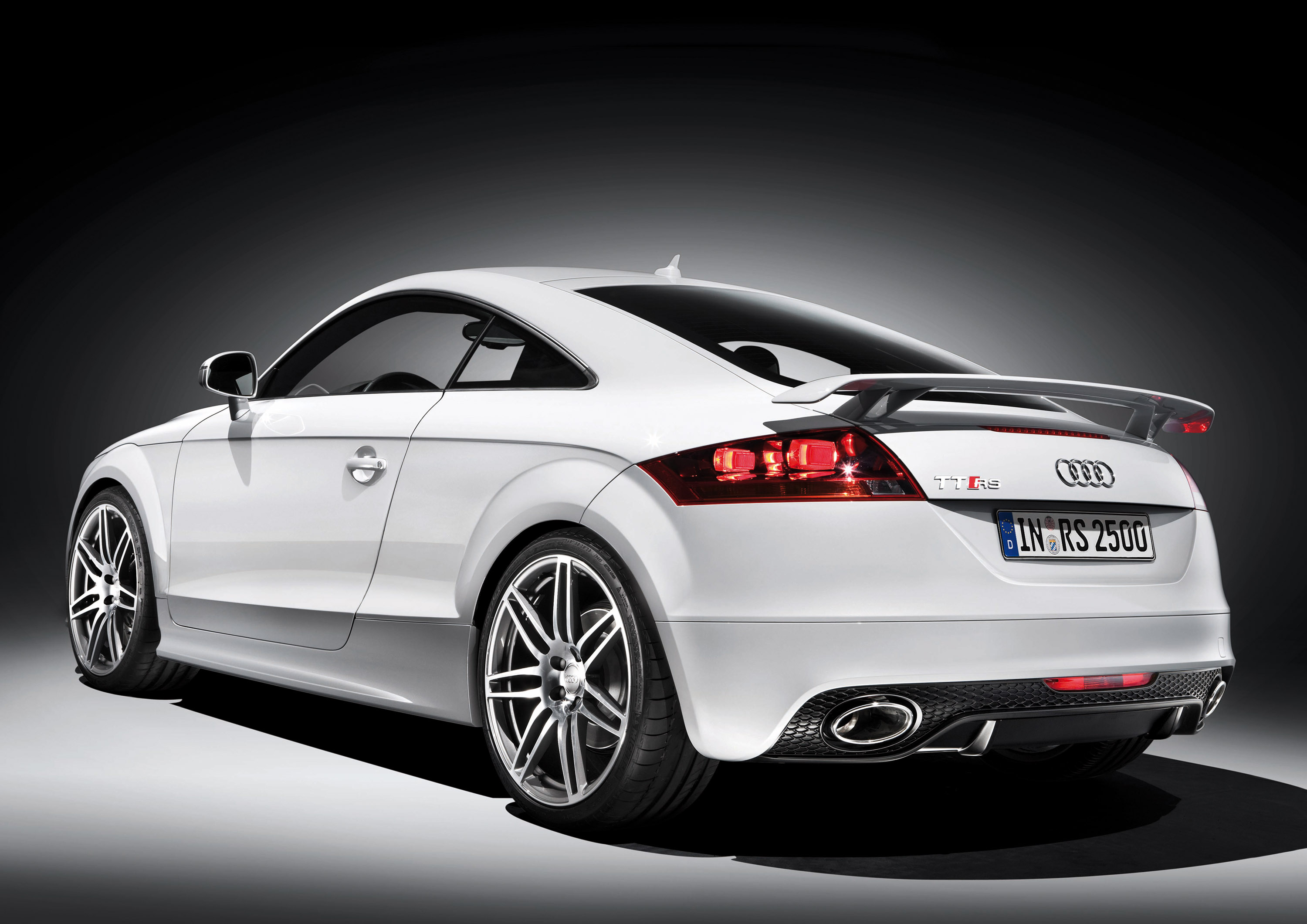 Audi TT RS Roadster cabriolet specifications