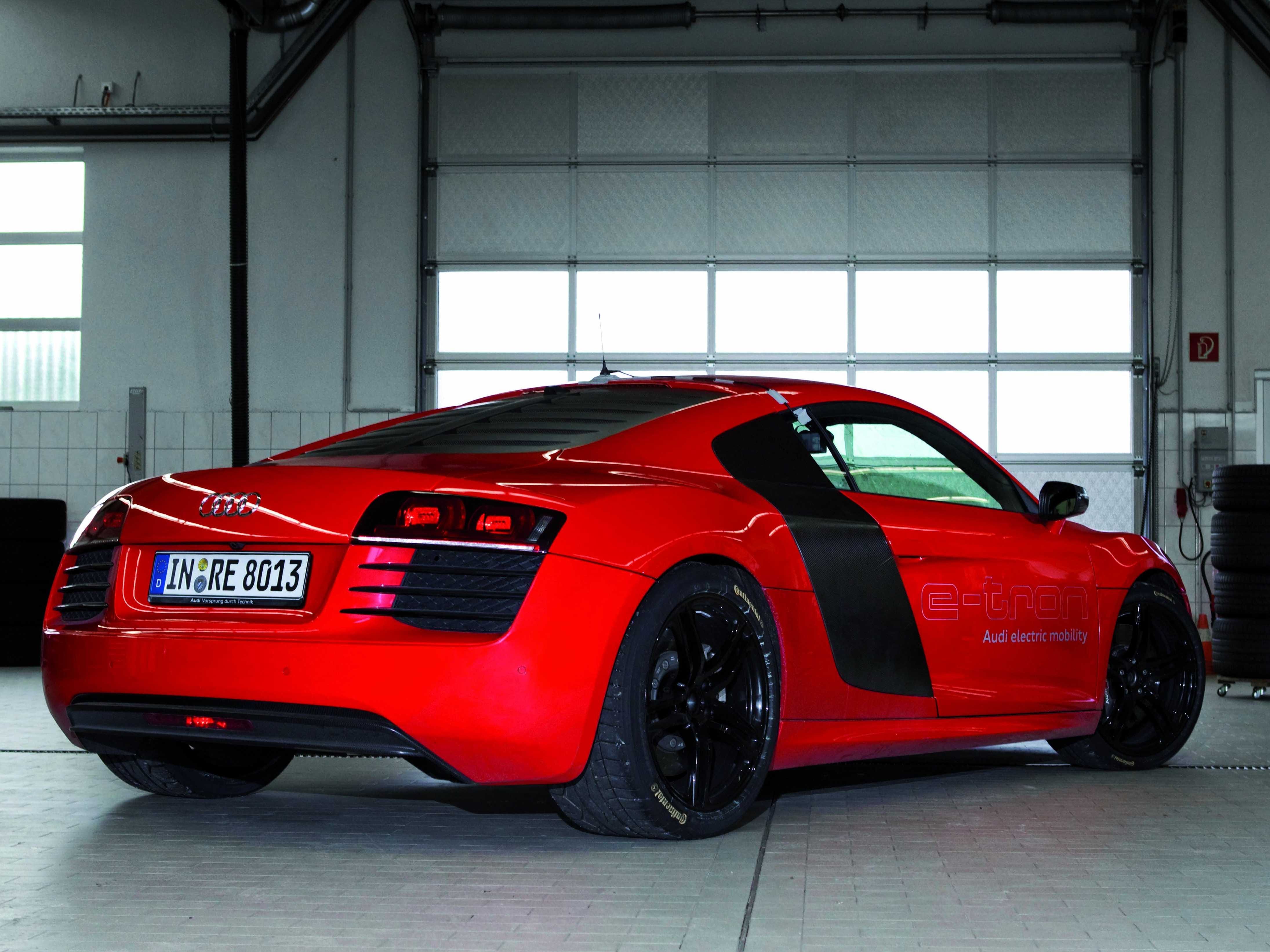 Audi R8 Coupe exterior restyling