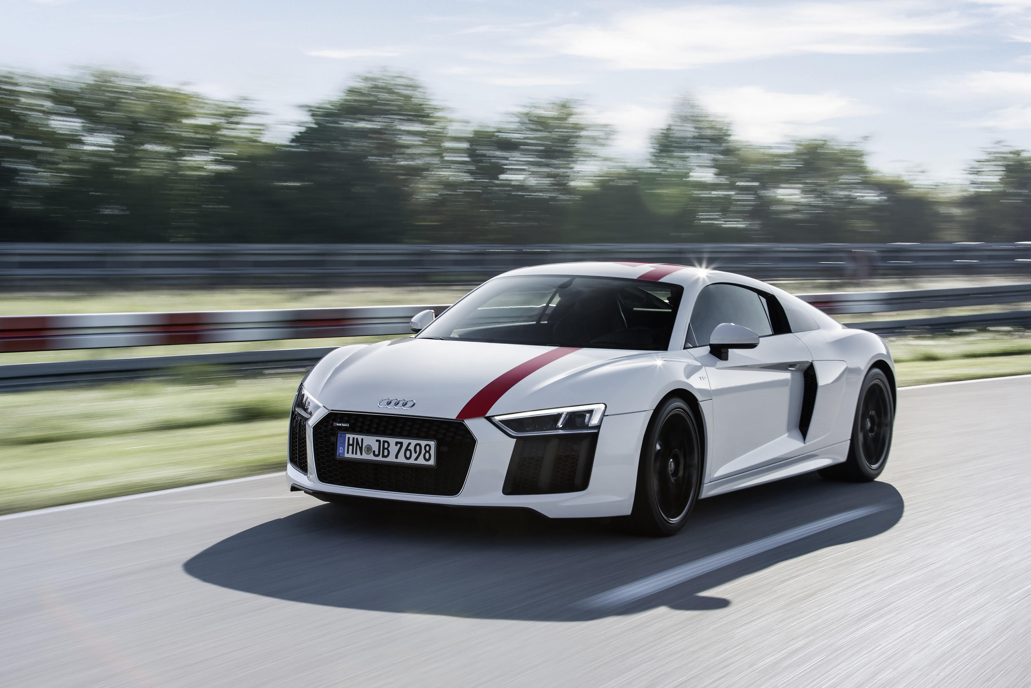 Audi R8 Coupe exterior specifications