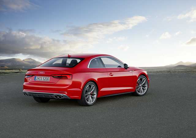 Audi A5 Cabriolet reviews model