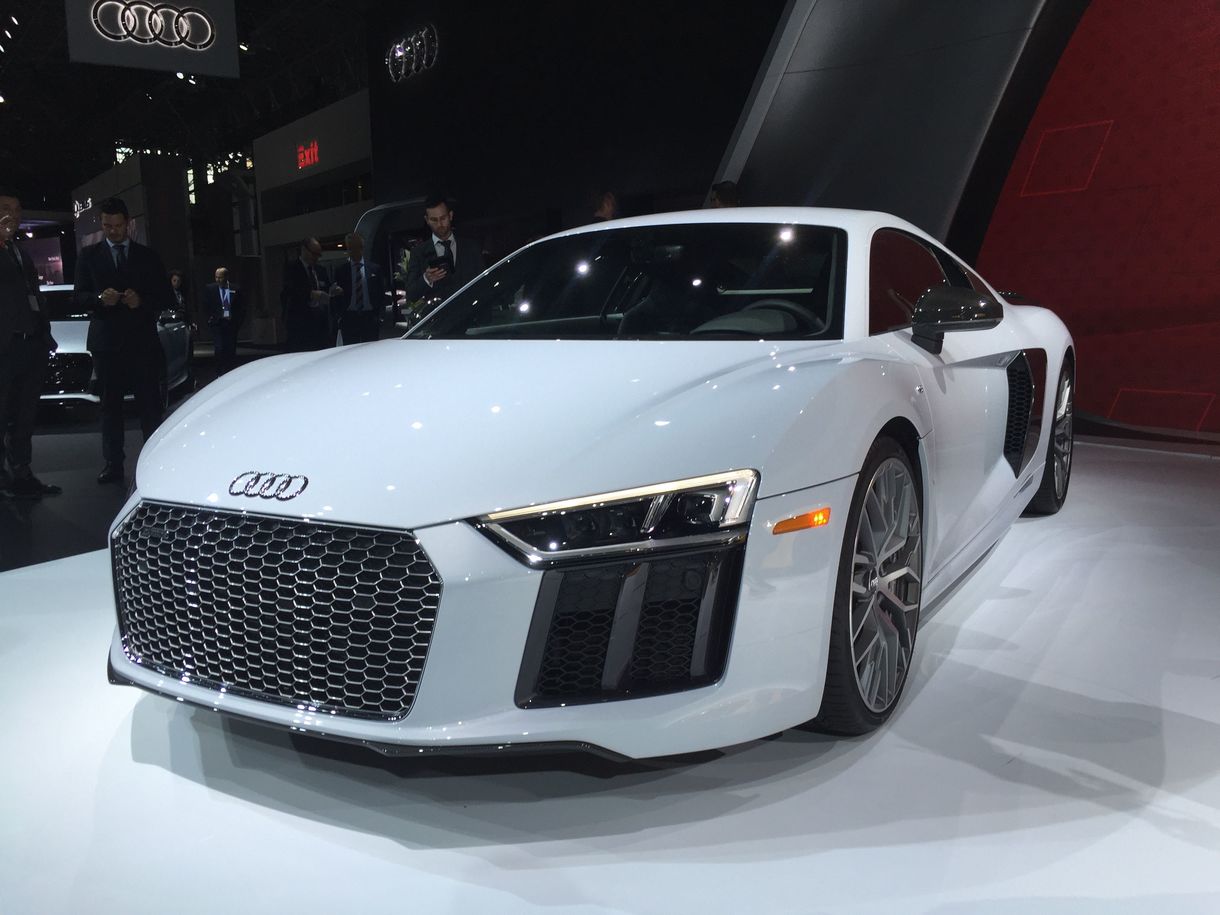 8 2018 год. Audi r8 2020. Audi r8 v10 Plus Twin Turbo 2019. Audi r8 White 2 Generation. Audi r8 последнего поколения.