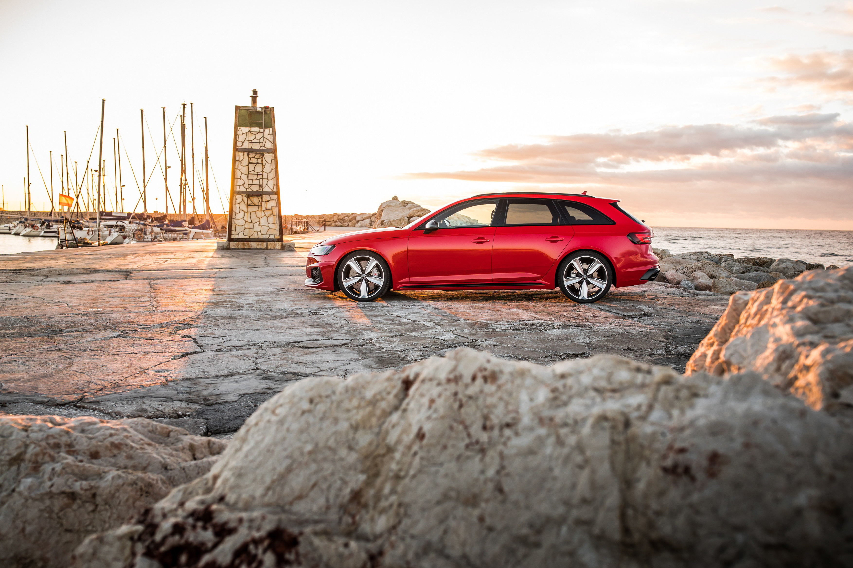 Audi RS4 Avant wagon 2017