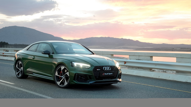 Audi RS 5 Sportback liftback photo