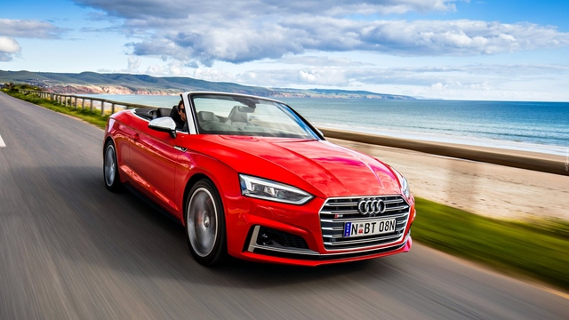 Audi S5 Cabriolet interior specifications