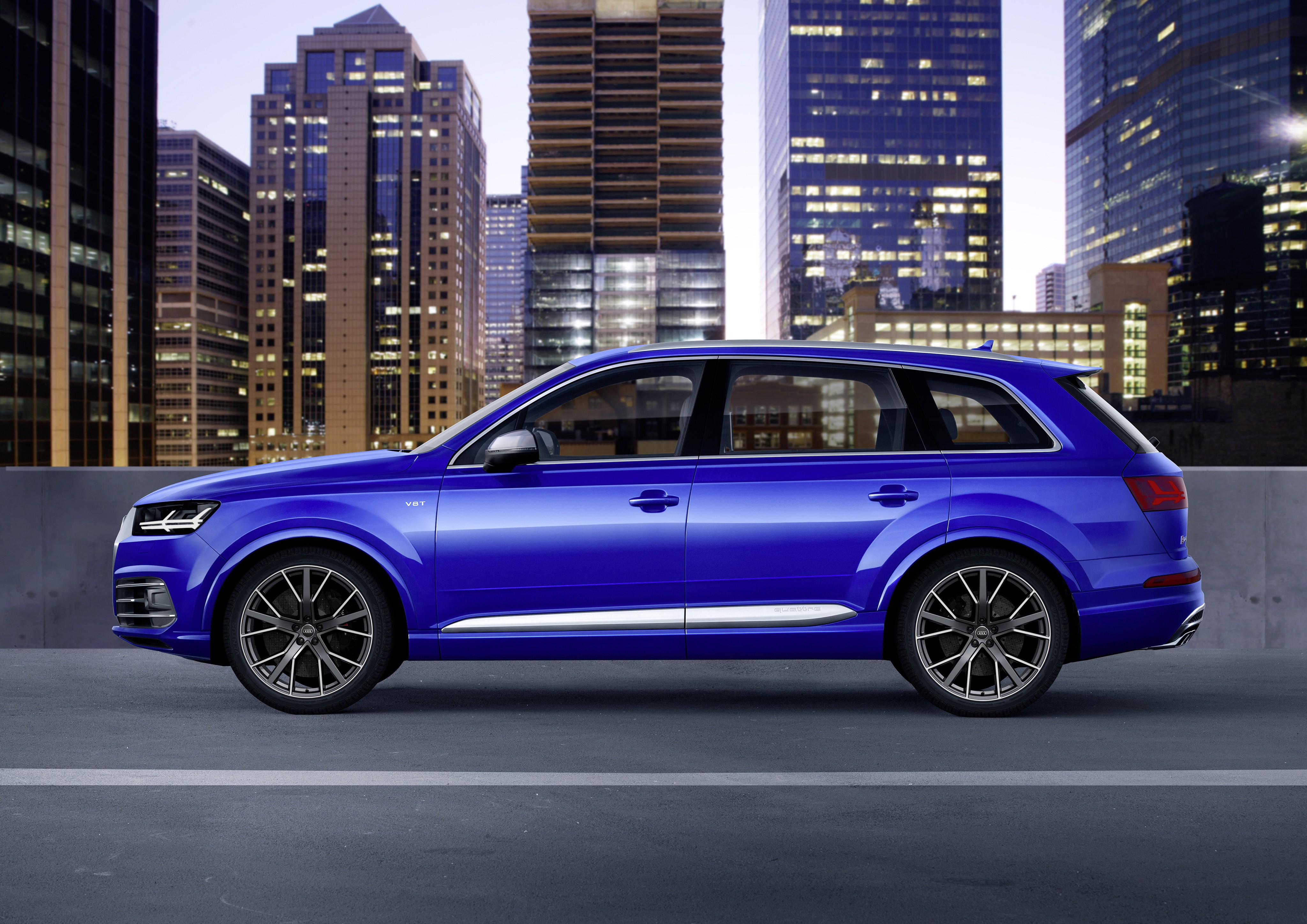 Audi SQ7 suv specifications