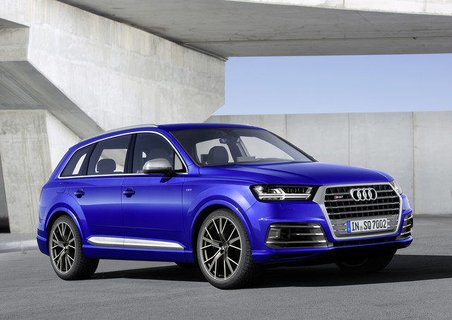 Audi SQ7 accessories model