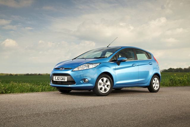 Ford Fiesta 3-door Photos and Specs. Photo: Ford Fiesta 3-door ...